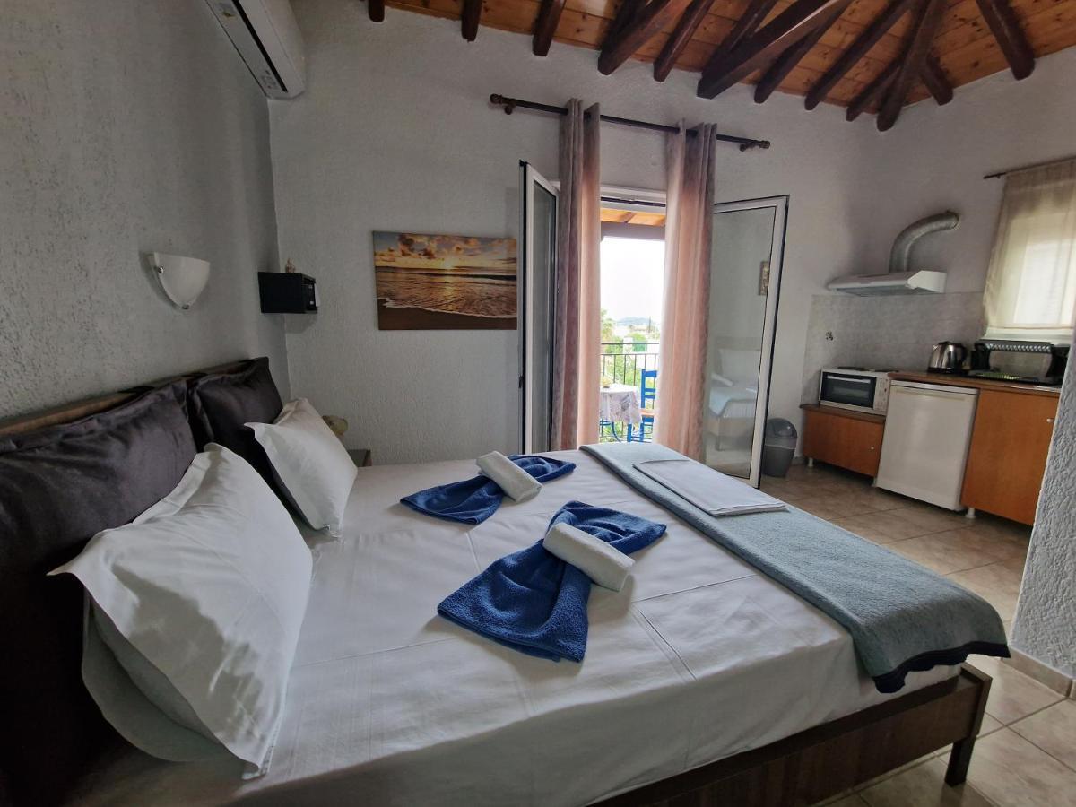 Pansion Pandora Apartment Skiathos Town Exterior photo