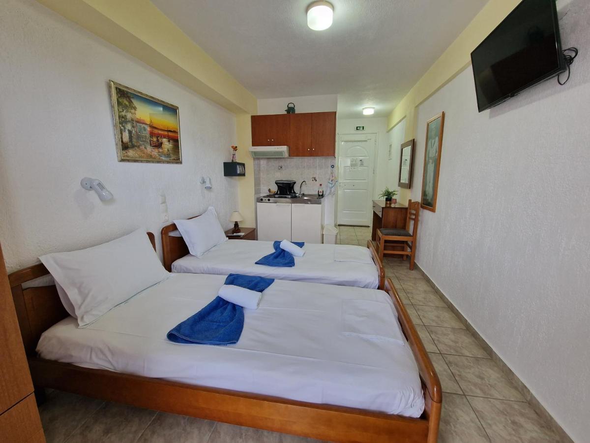 Pansion Pandora Apartment Skiathos Town Exterior photo