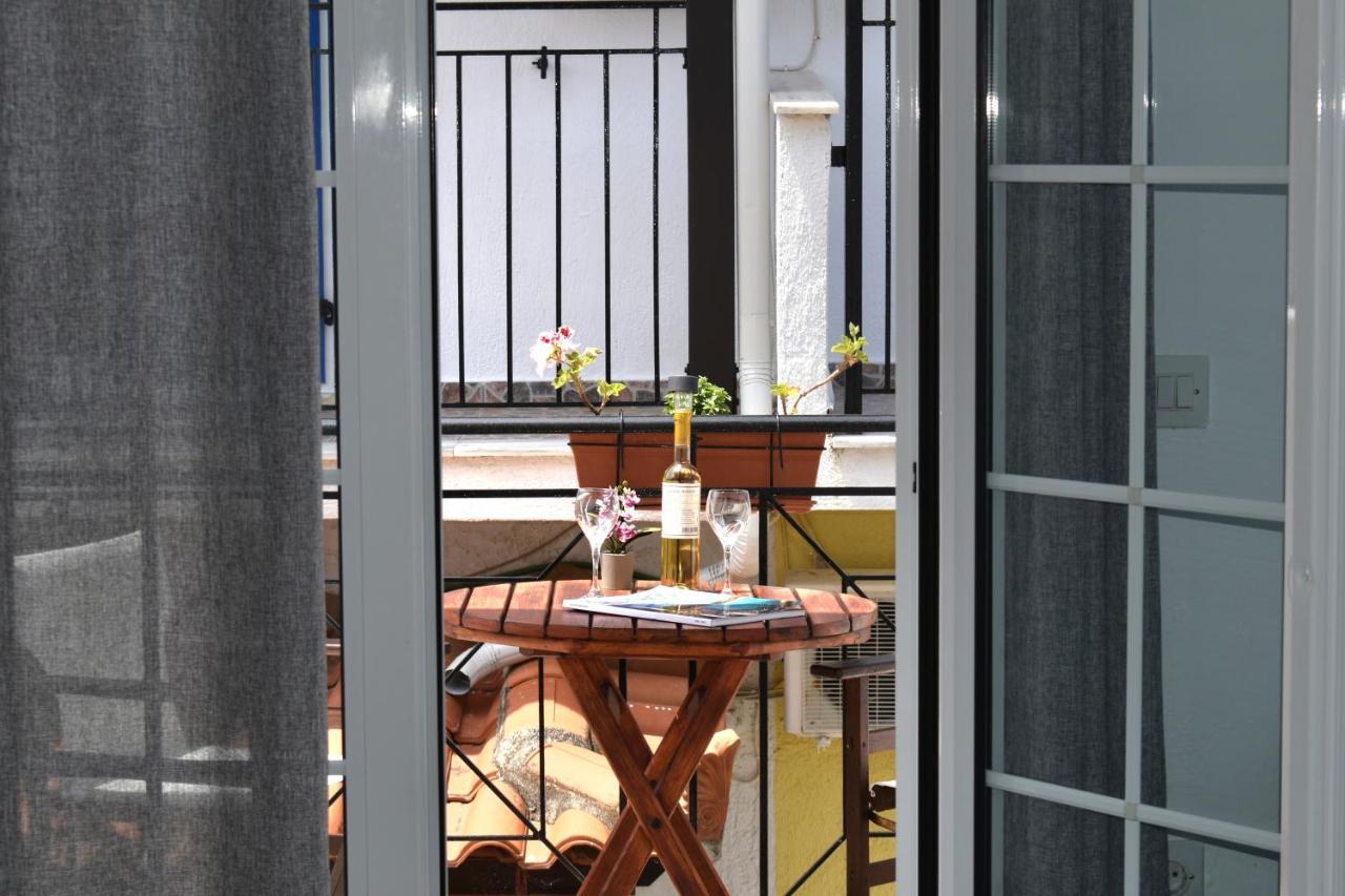 Pansion Pandora Apartment Skiathos Town Exterior photo